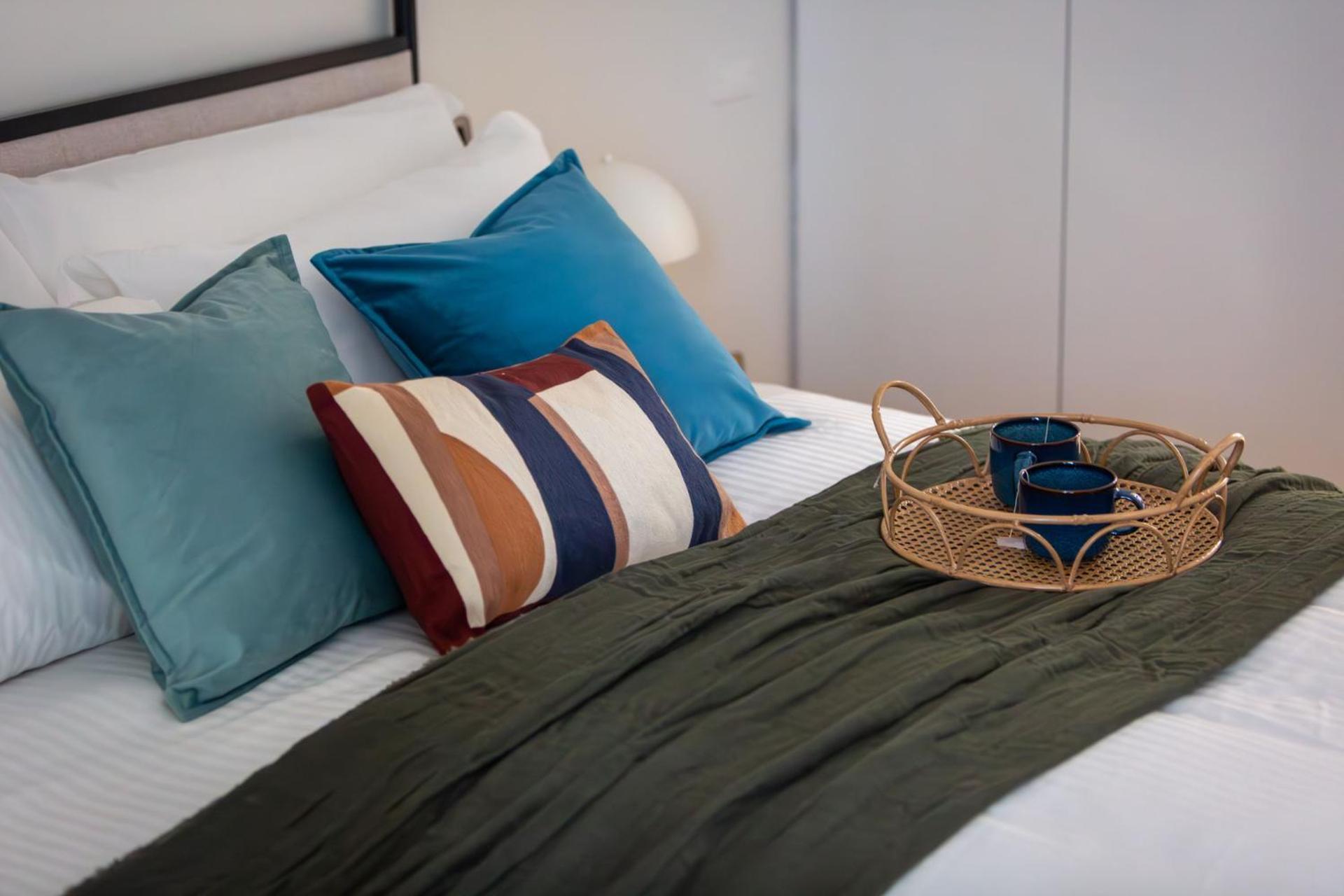 The Rent - Spacious Three-bedroom In The Heart Of Apartment